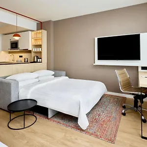 Four Points By Sheraton Hotel